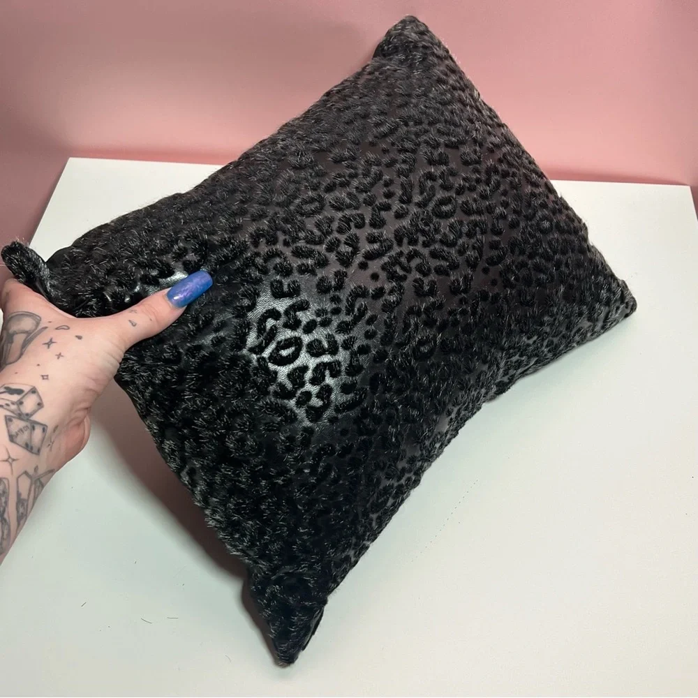 Y2K 2000s mcbling leopard cheetah fur pillow